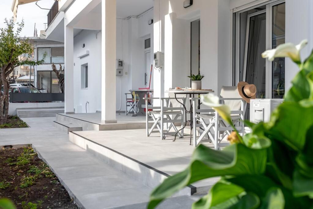 Helios Apartment Ierapetra  Bagian luar foto