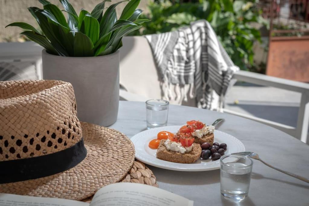 Helios Apartment Ierapetra  Bagian luar foto